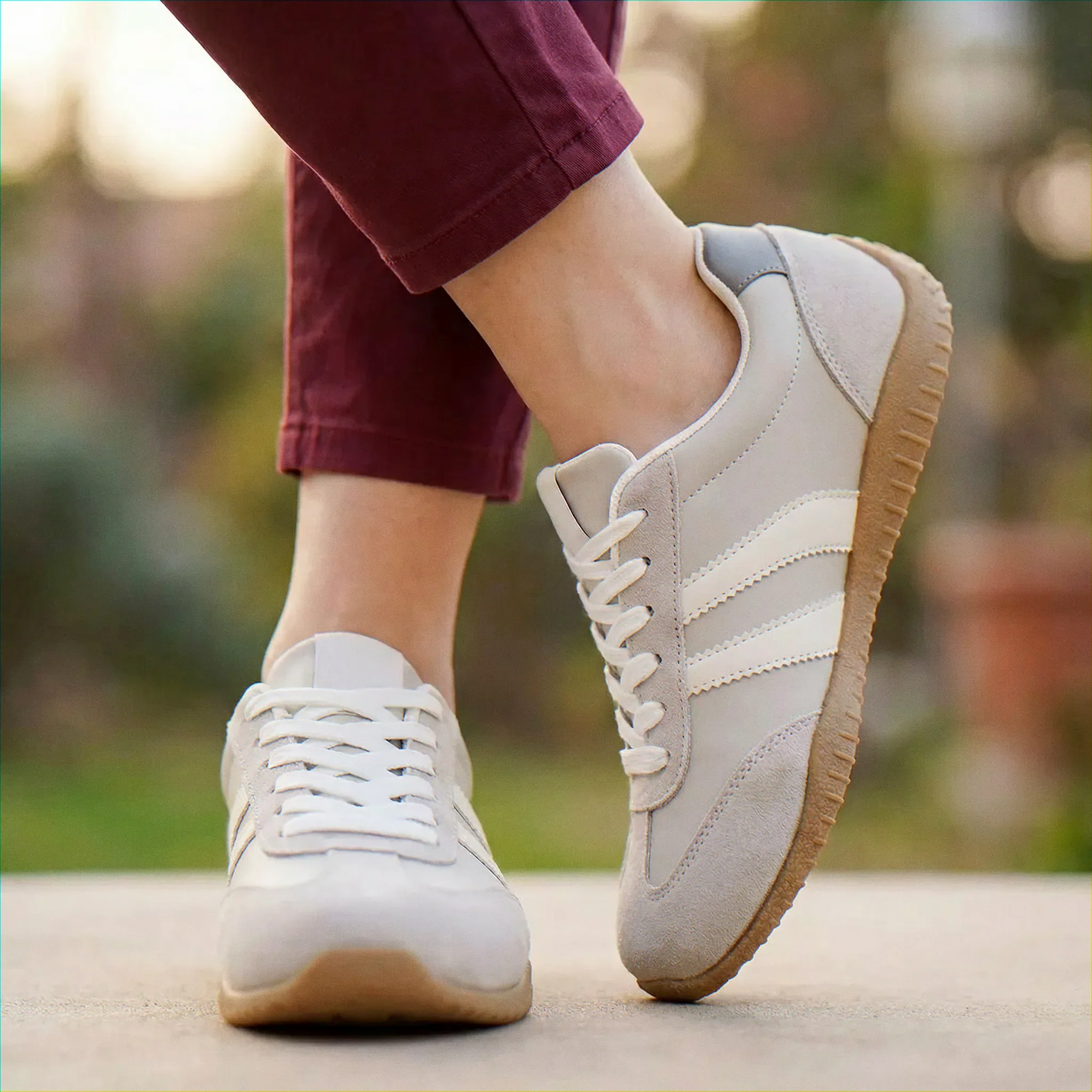 Womens Orthopaedic Wide Fit Trainers Lace Up Arch Support Retro Casual Shoes - Image 9